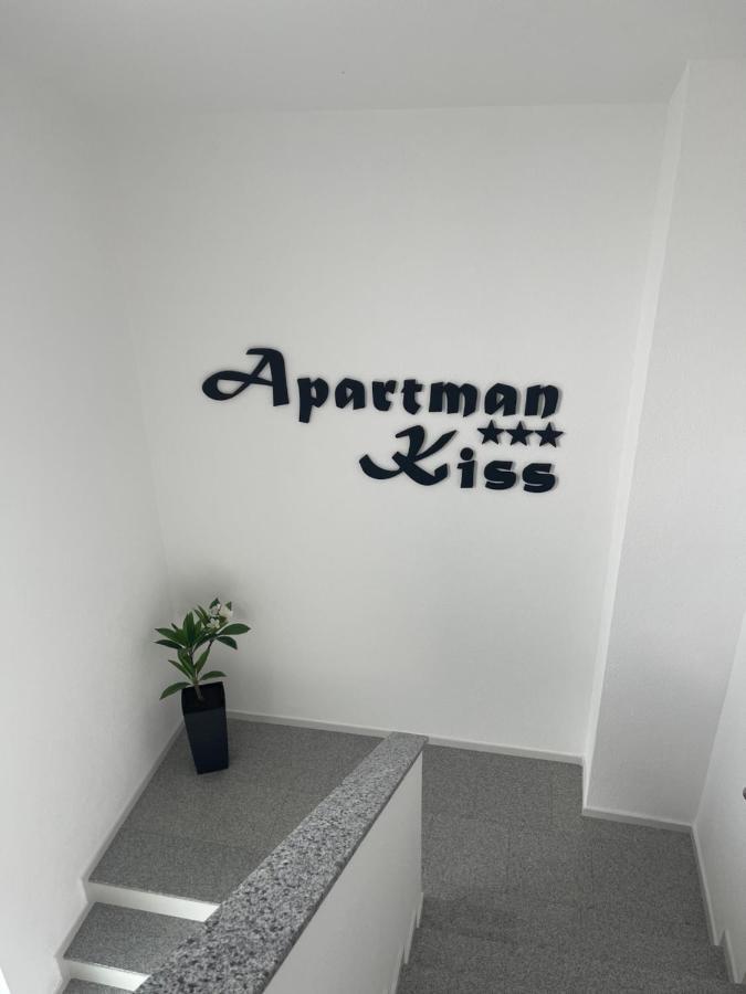 Apartman Kis Apartment ไยเซ ภายนอก รูปภาพ